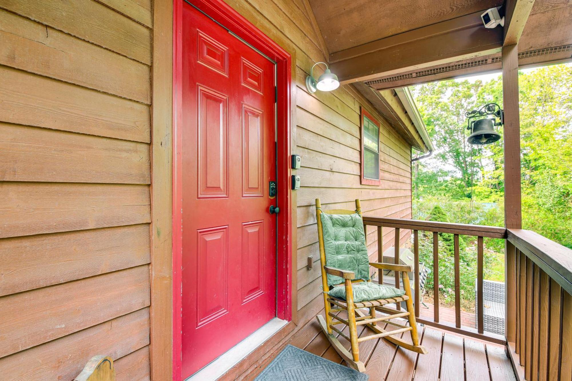 Pet-Friendly Sevierville Rental With Private Hot Tub Exterior foto